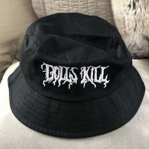 🆕 Dollskill embroidered bucket hat